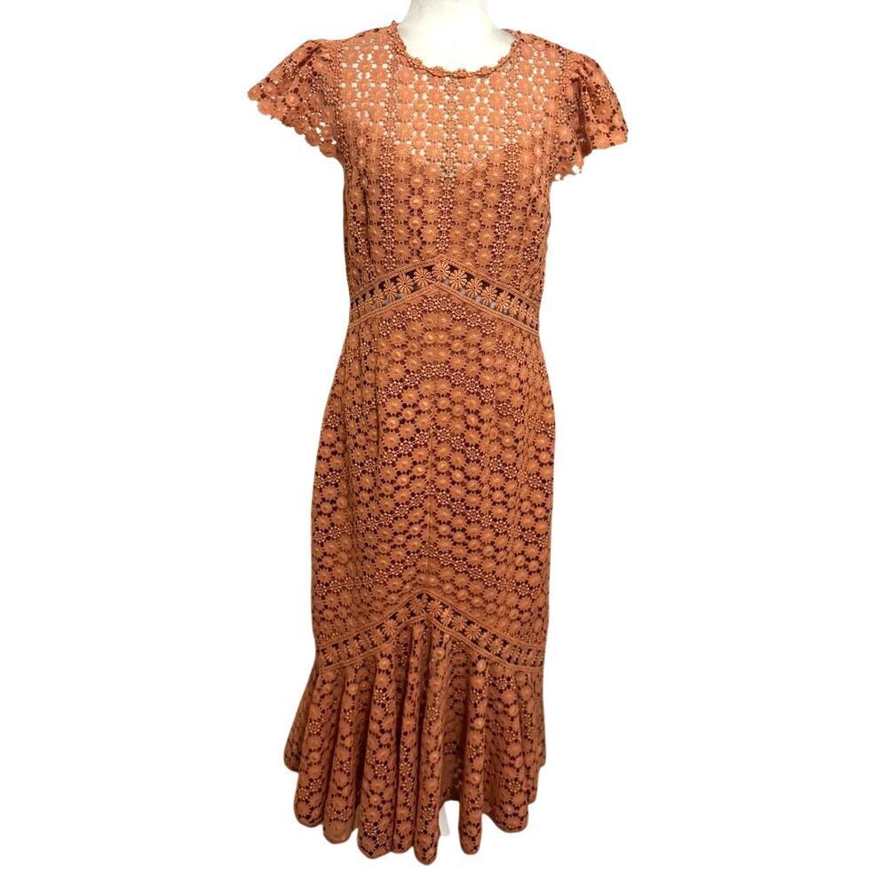 Saylor Rouen Dress Clay Peach Lace Midi Open Back Ruffle Hem Wedding Guest Large - Picture 2 of 7